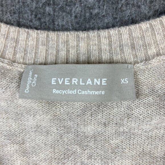Everlane Cashmere V-Neck Sweater Womens XS Extra Small Beige Long Sleeve - Picture 3 of 10